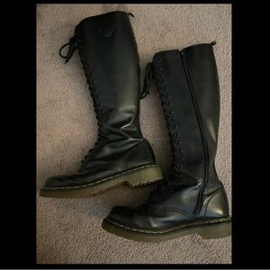 Dr. Martens 1B60 smooth leather 20 eye zip knee high lace up boots